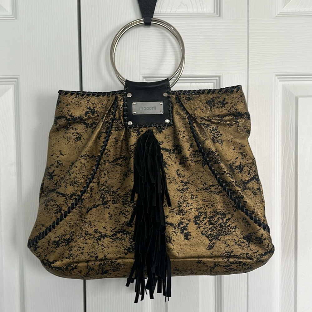 Leather purse by Moochi